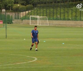 山东泰山2-1长春亚泰 比赛日vlog