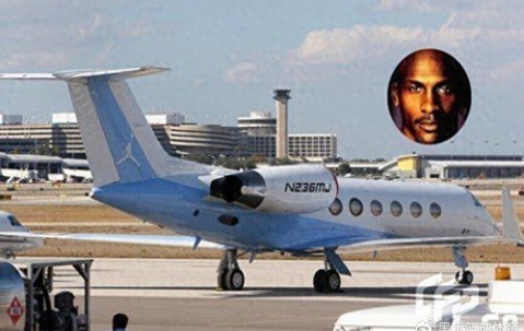 乔丹的飞机，科比的飞机，杜兰特的飞机，没有对比就没有尴尬|科比·布莱恩特|凯文·杜兰特|詹姆斯|NBA|迈克尔·乔丹_新浪体育_新浪新闻